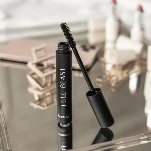 Farmasi Full Blast Mascara Black 0.33 FL.OZ - Picture 1 of 11